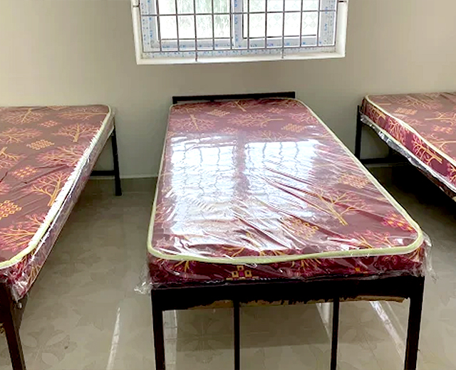 Kavitha’s Gents Hostel Velachery - Triple Sharing AC/Non-AC Rooms in Chennai