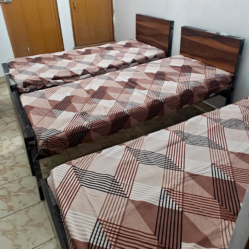 Triple sharing room at Kavitha’s Gents Hostel Velachery