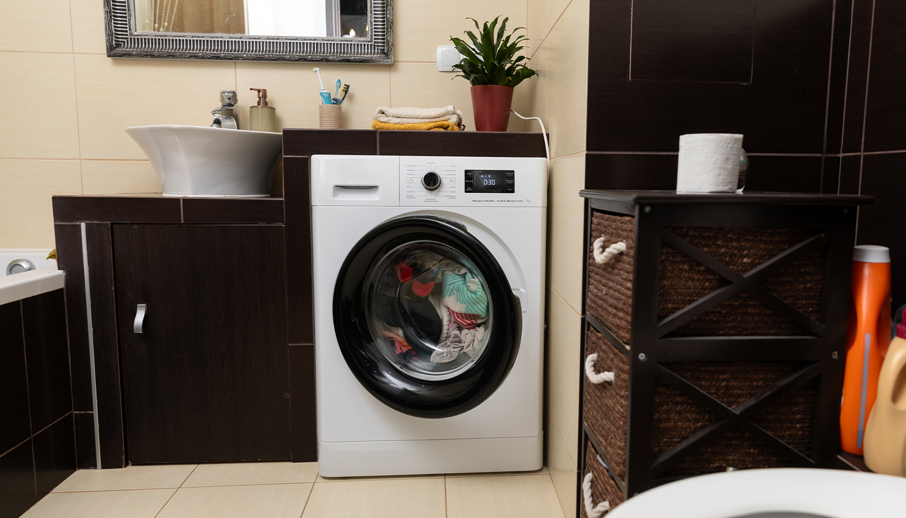 Washing machine facility at Kavitha’s Ladies Hostel Velachery